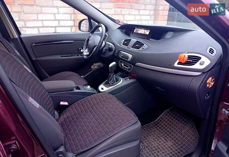 Мінівен Renault Scenic 2014 в Кривому Розі