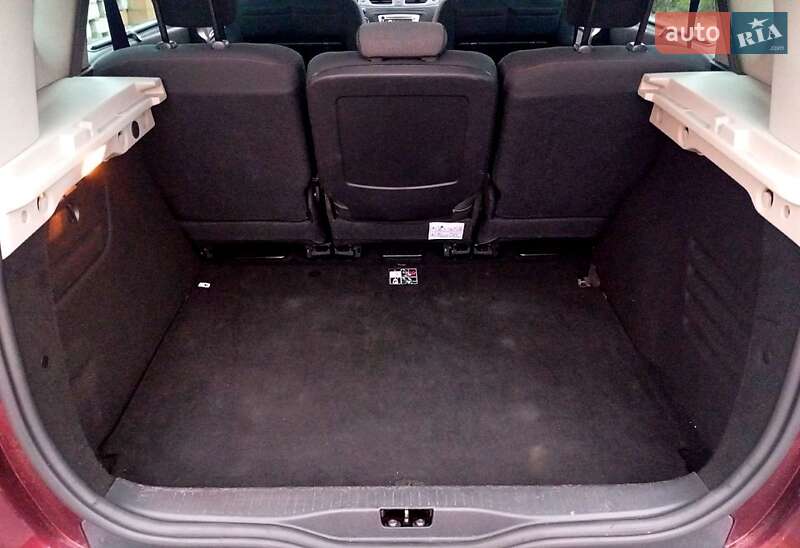 Мінівен Renault Scenic 2014 в Кривому Розі