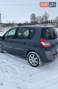 Минивэн Renault Scenic 2005 в Городке