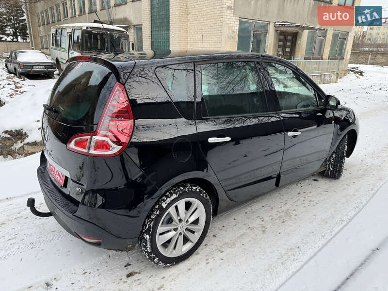 Минивэн Renault Scenic 2011 в Луцке