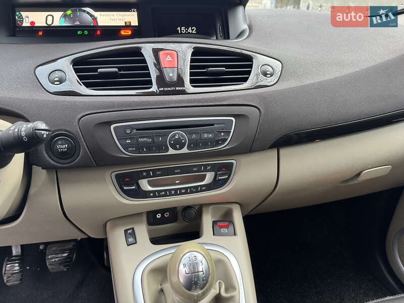 Минивэн Renault Scenic 2011 в Луцке