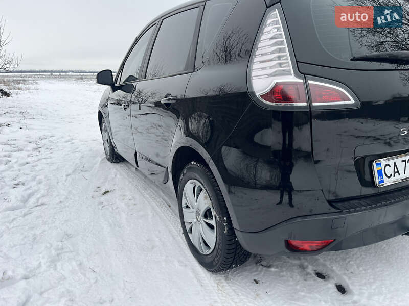 Минивэн Renault Scenic 2012 в Чигирине