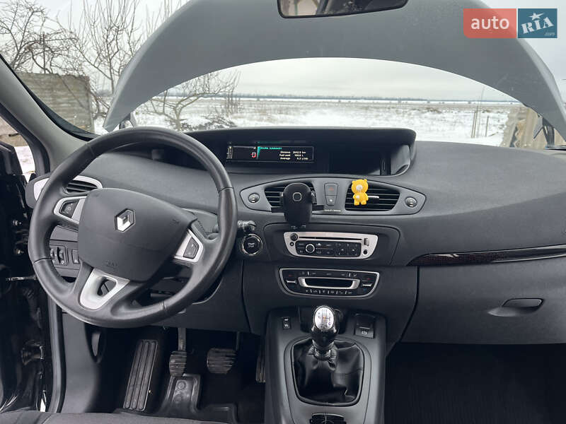 Минивэн Renault Scenic 2012 в Чигирине