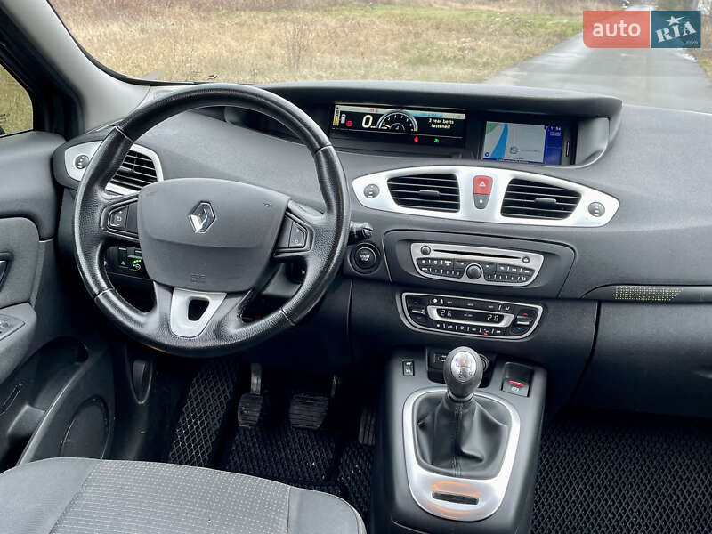 Минивэн Renault Scenic 2009 в Ужгороде