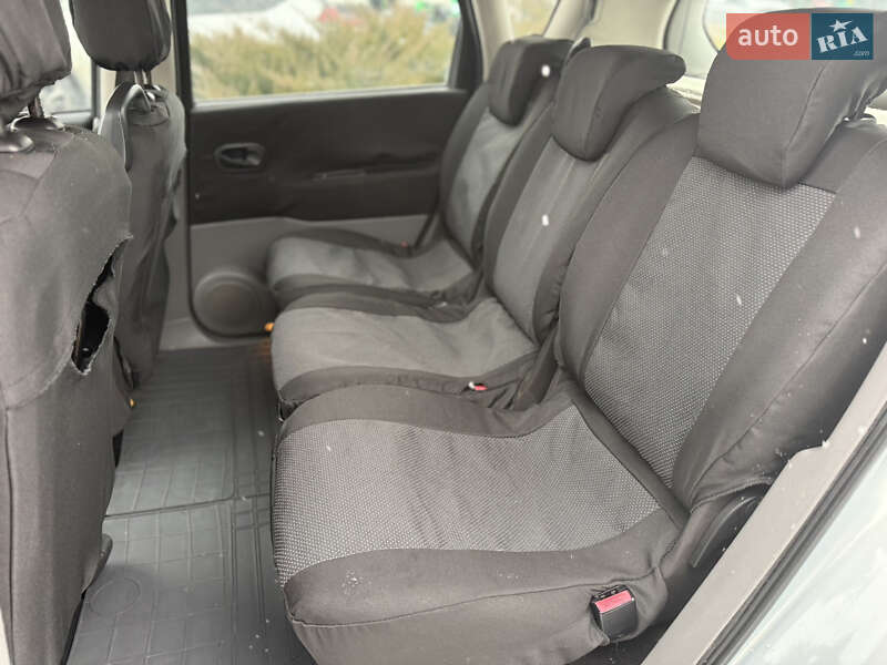 Минивэн Renault Scenic 2004 в Тернополе фото 23 Минивэн Renault Scenic 2004 в Тернополе