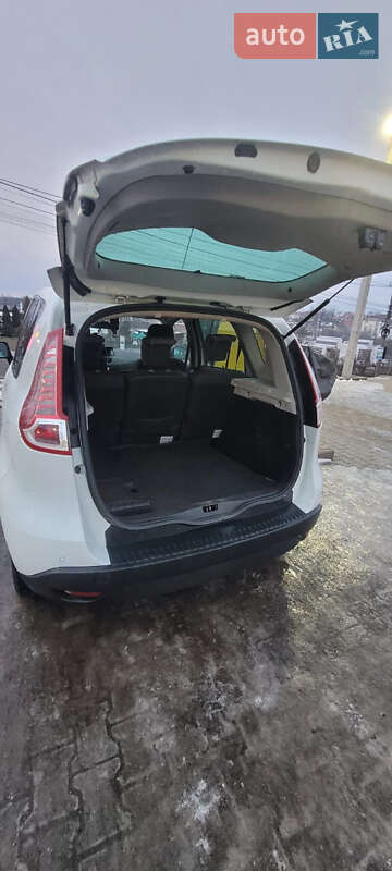 Минивэн Renault Scenic 2011 в Черновцах
