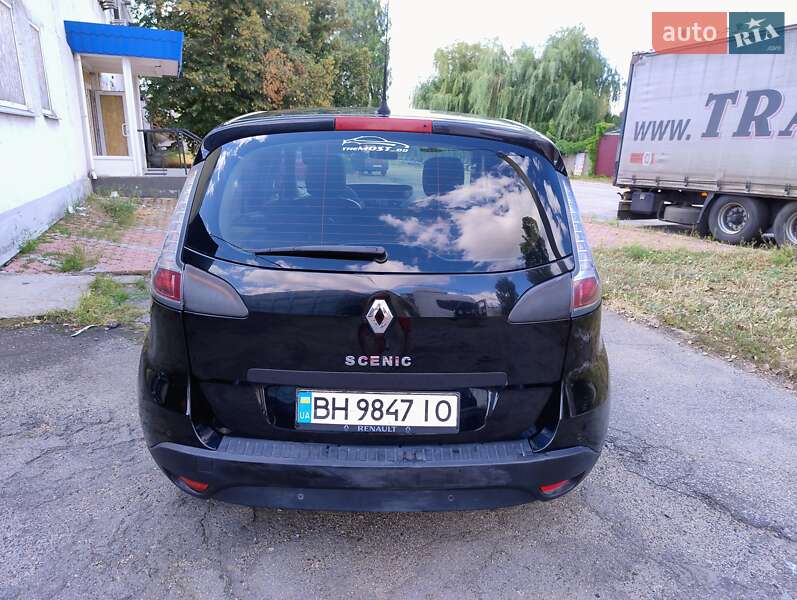 Минивэн Renault Scenic 2016 в Запорожье