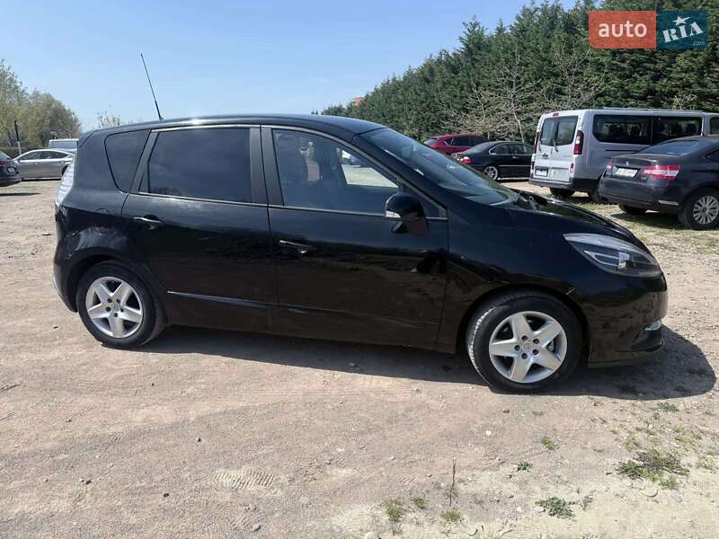 Минивэн Renault Scenic 2016 в Запорожье