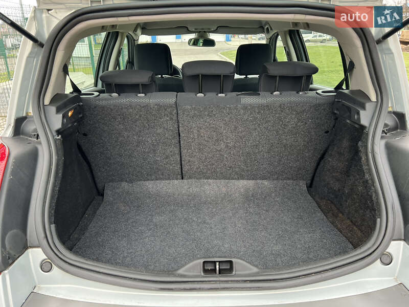 Мінівен Renault Scenic 2005 в Миколаєві