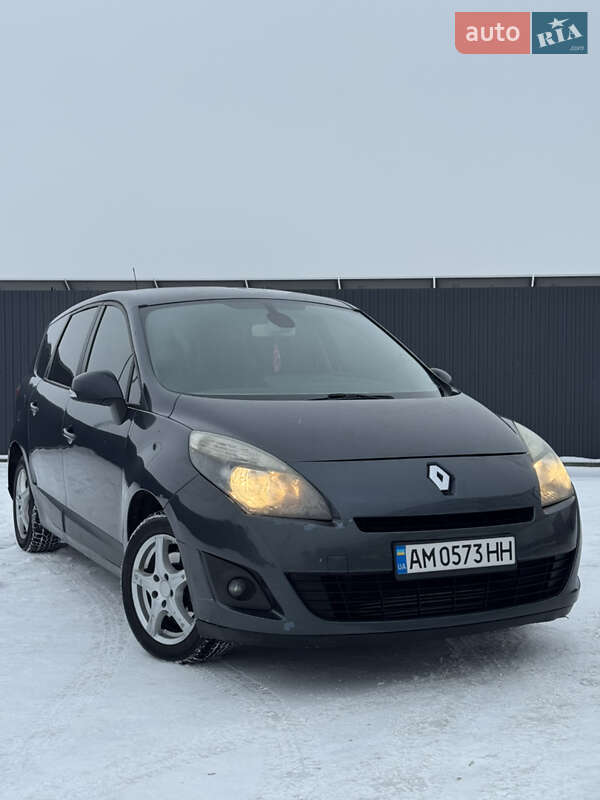 Минивэн Renault Scenic 2011 в Хмельницком