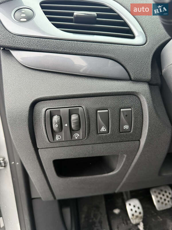 Мінівен Renault Scenic 2013 в Луцьку фото 20 Мінівен Renault Scenic 2013 в Луцьку