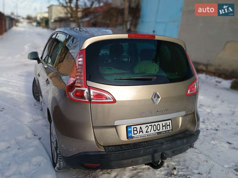 Минивэн Renault Scenic 2010 в Кропивницком