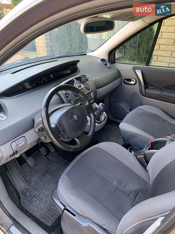 Минивэн Renault Scenic 2005 в Ивано-Франковске