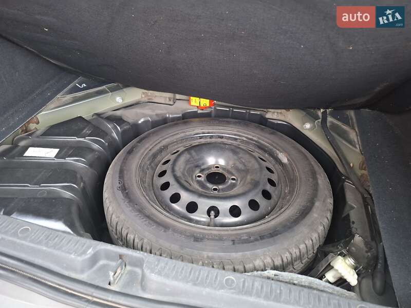 Минивэн Renault Scenic 2007 в Барышевке фото 22 Минивэн Renault Scenic 2007 в Барышевке