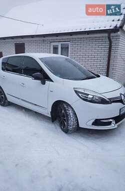 Мінівен Renault Scenic 2015 в Любарі