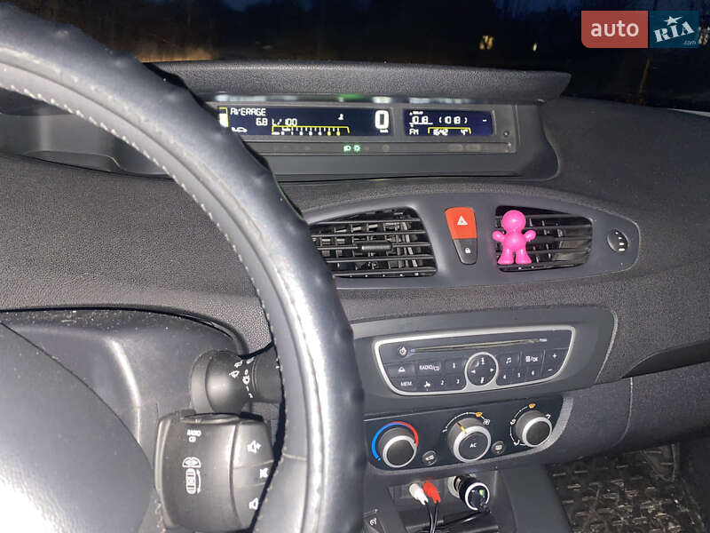Минивэн Renault Scenic 2010 в Запорожье фото 7 Минивэн Renault Scenic 2010 в Запорожье