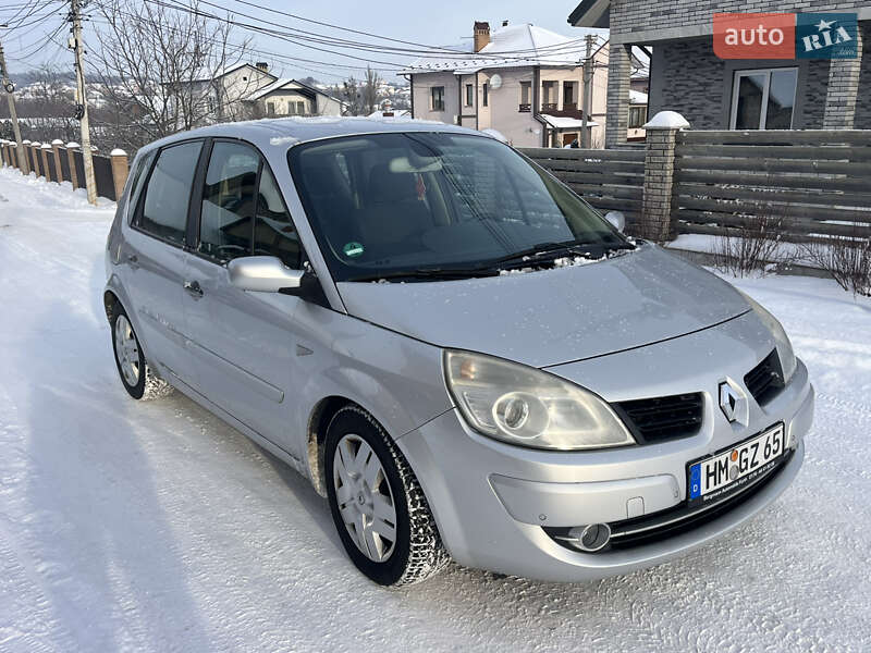 Минивэн Renault Scenic 2006 в Черновцах