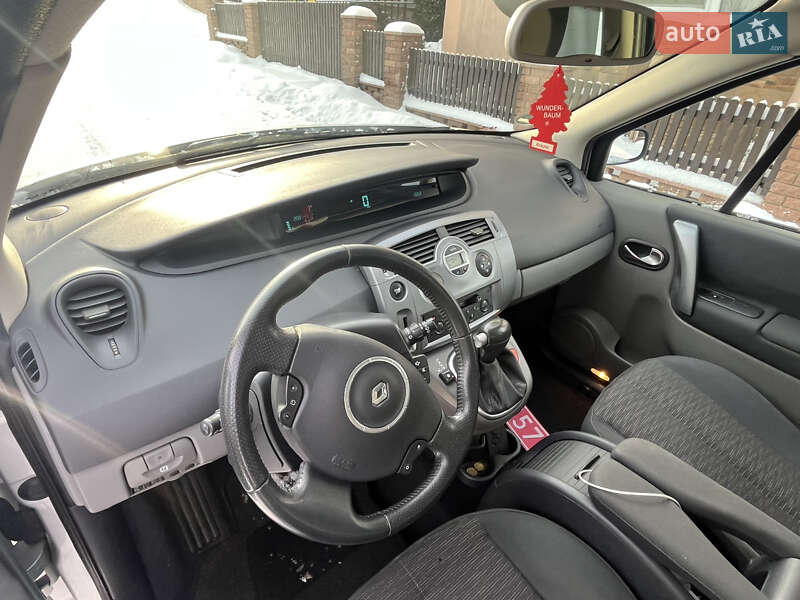 Минивэн Renault Scenic 2006 в Черновцах