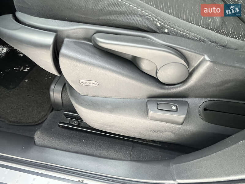 Минивэн Renault Scenic 2006 в Черновцах