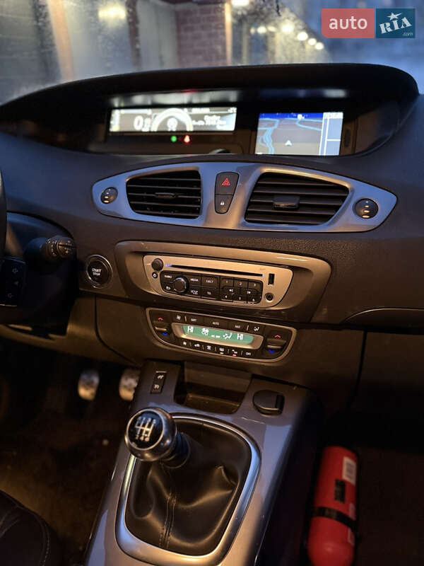 Минивэн Renault Scenic 2013 в Луцке