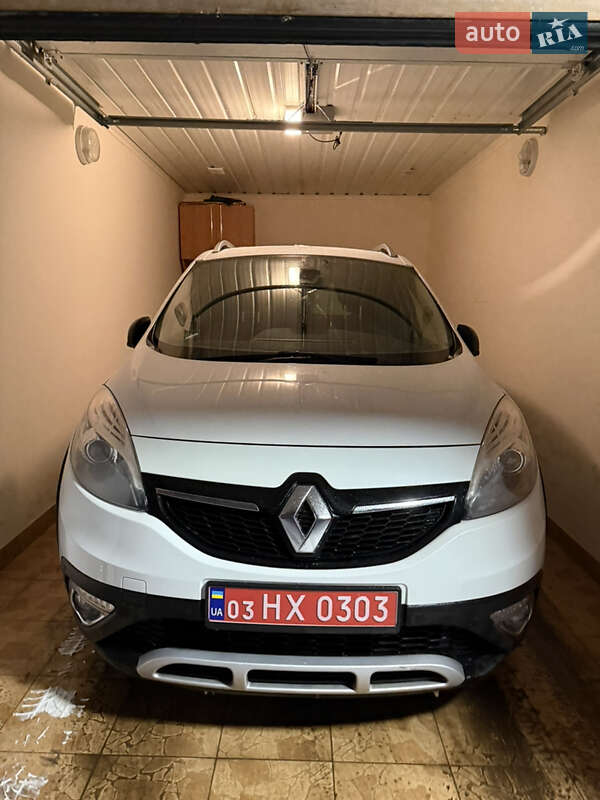 Минивэн Renault Scenic 2013 в Луцке