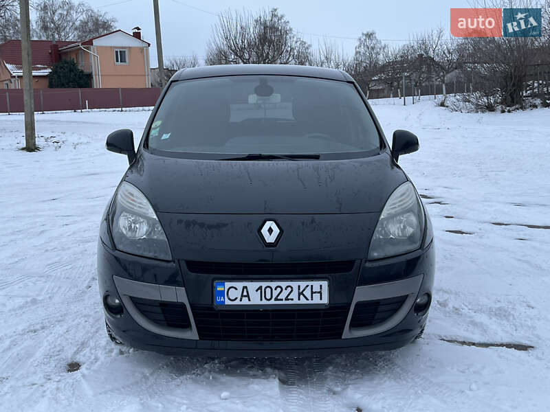 Минивэн Renault Scenic 2011 в Черкассах