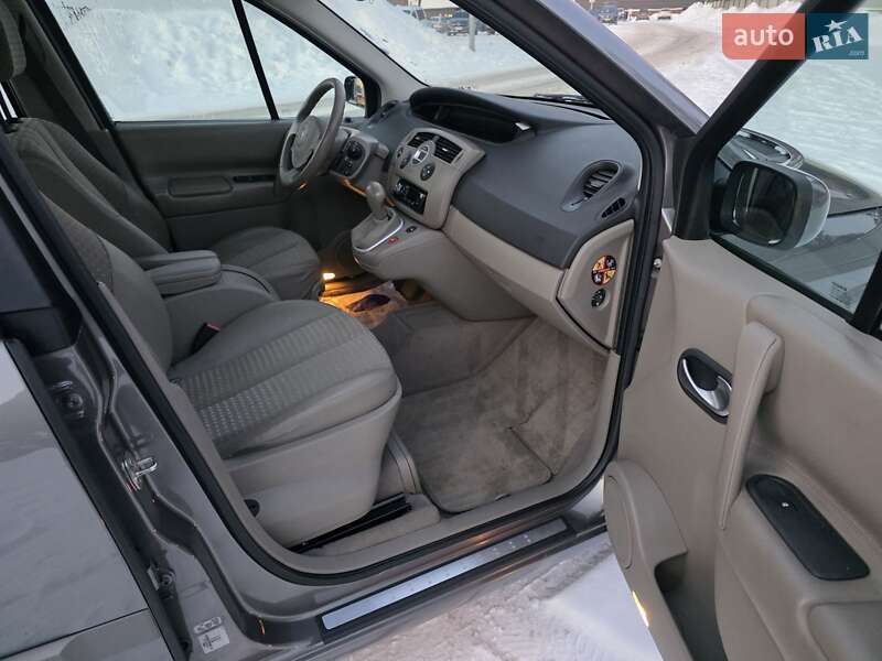 Минивэн Renault Scenic 2004 в Луцке