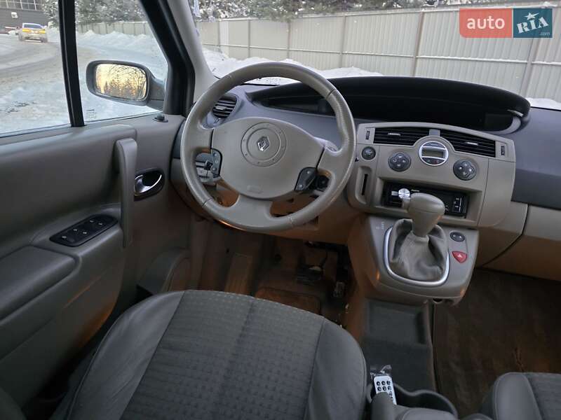 Минивэн Renault Scenic 2004 в Луцке