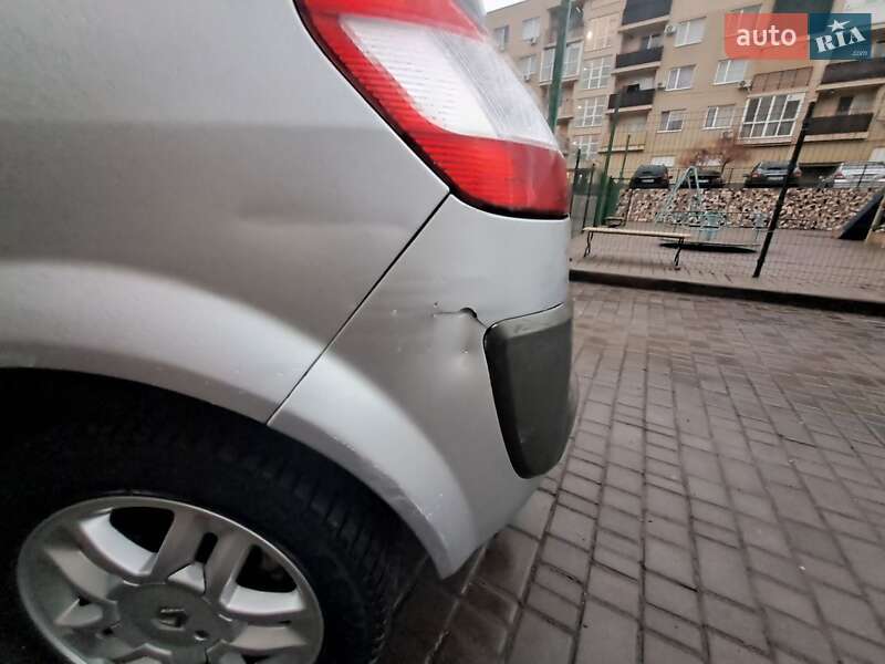Минивэн Renault Scenic 2005 в Одессе