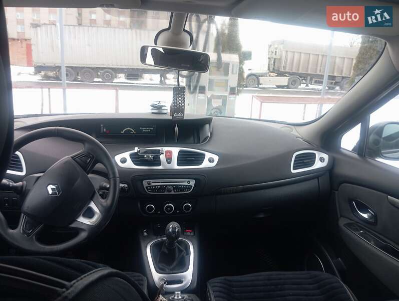 Минивэн Renault Scenic 2010 в Виннице