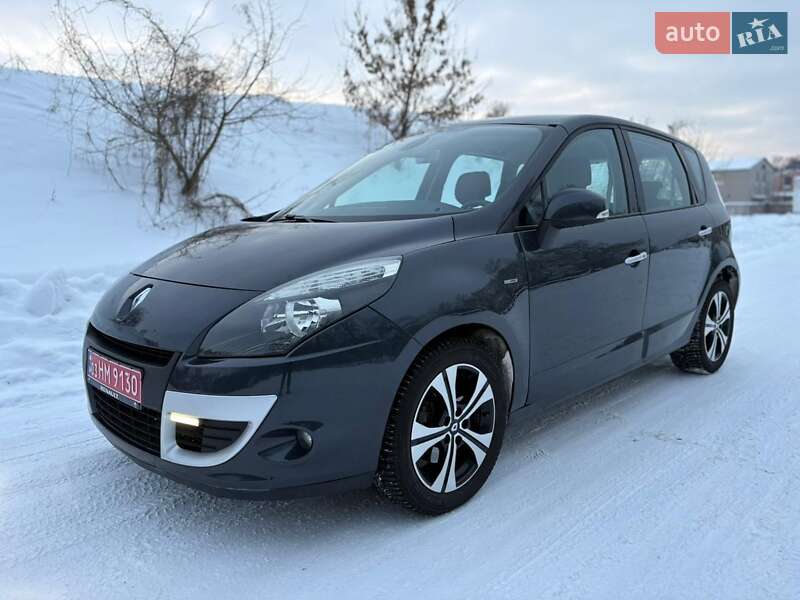 Минивэн Renault Scenic 2011 в Киверцах