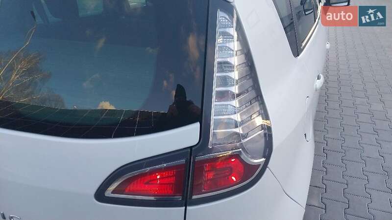 Минивэн Renault Scenic 2013 в Луцке