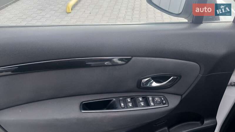 Минивэн Renault Scenic 2013 в Луцке