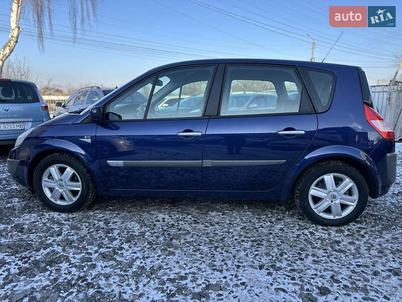 Минивэн Renault Scenic 2004 в Смеле
