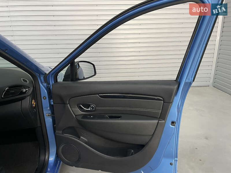 Минивэн Renault Scenic 2013 в Стрые