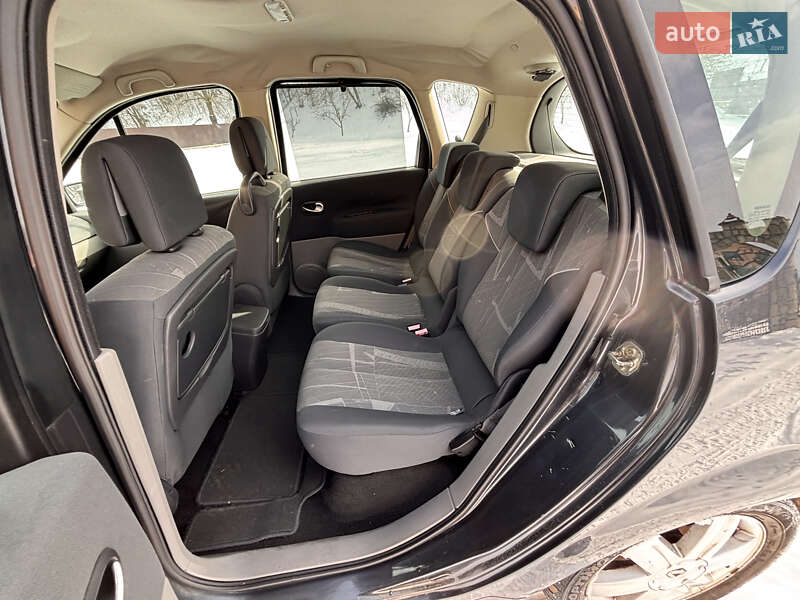 Минивэн Renault Scenic 2005 в Надворной