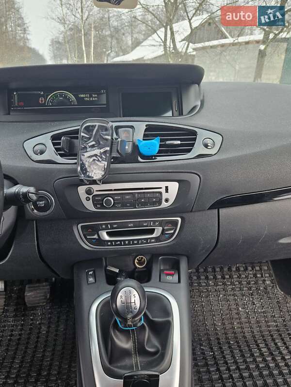 Минивэн Renault Scenic 2014 в Любешове фото 24 Минивэн Renault Scenic 2014 в Любешове