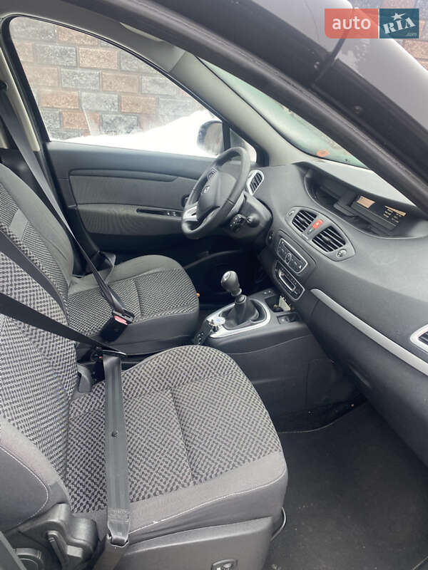 Минивэн Renault Scenic 2011 в Ровно фото 10 Минивэн Renault Scenic 2011 в Ровно