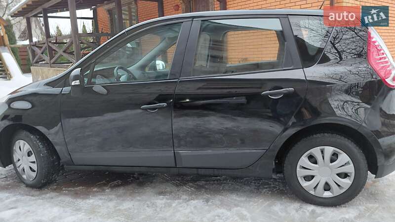 Минивэн Renault Scenic 2010 в Луцке фото 12 Минивэн Renault Scenic 2010 в Луцке