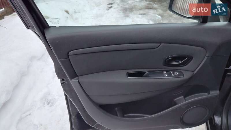 Минивэн Renault Scenic 2010 в Луцке фото 23 Минивэн Renault Scenic 2010 в Луцке