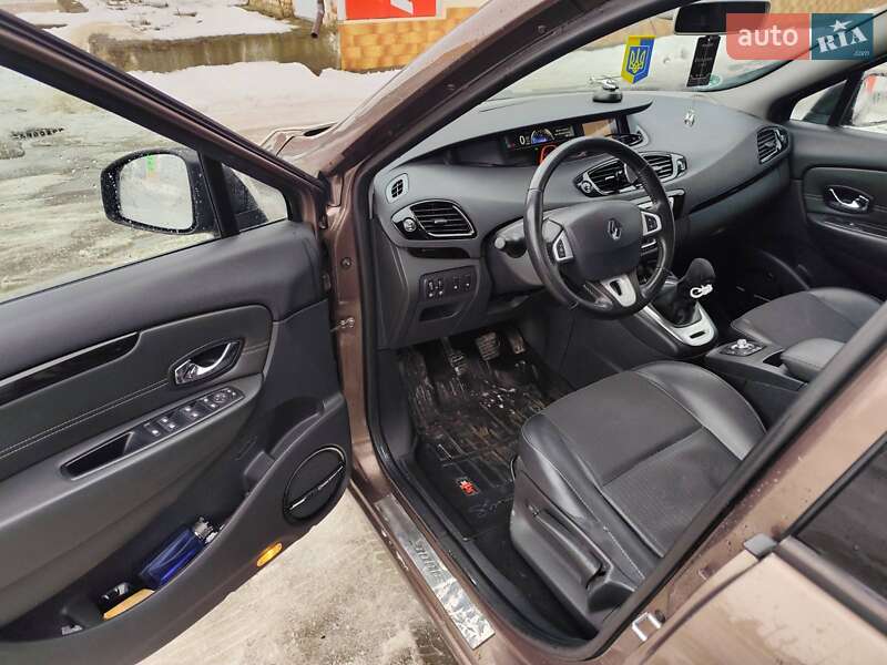 Минивэн Renault Scenic 2012 в Дрогобыче