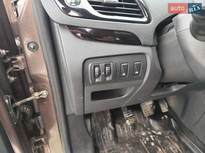 Минивэн Renault Scenic 2012 в Дрогобыче