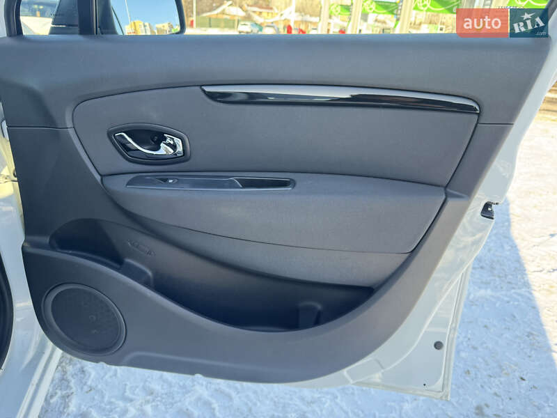 Минивэн Renault Scenic 2015 в Виннице