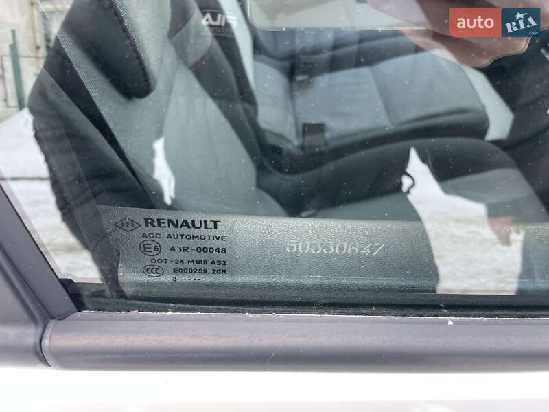 Минивэн Renault Scenic 2014 в Сумах фото 55 Минивэн Renault Scenic 2014 в Сумах