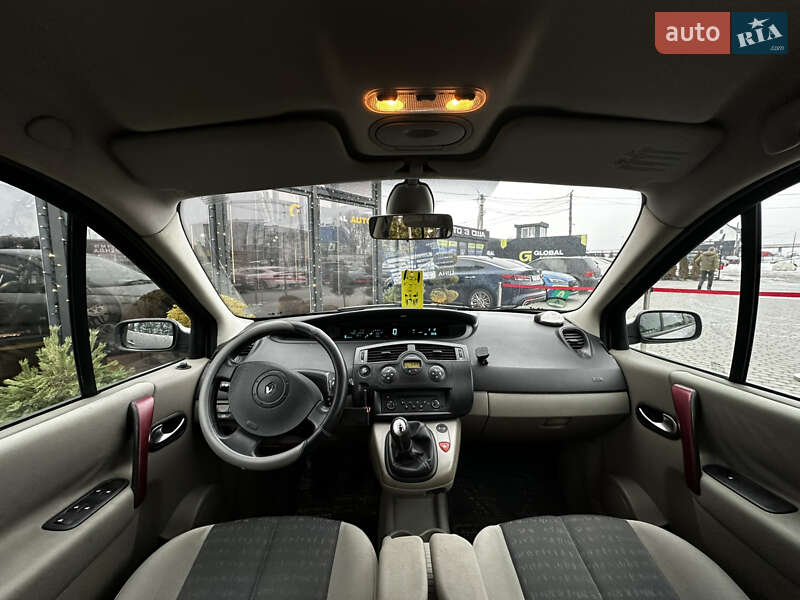 Минивэн Renault Scenic 2005 в Львове фото 20 Минивэн Renault Scenic 2005 в Львове
