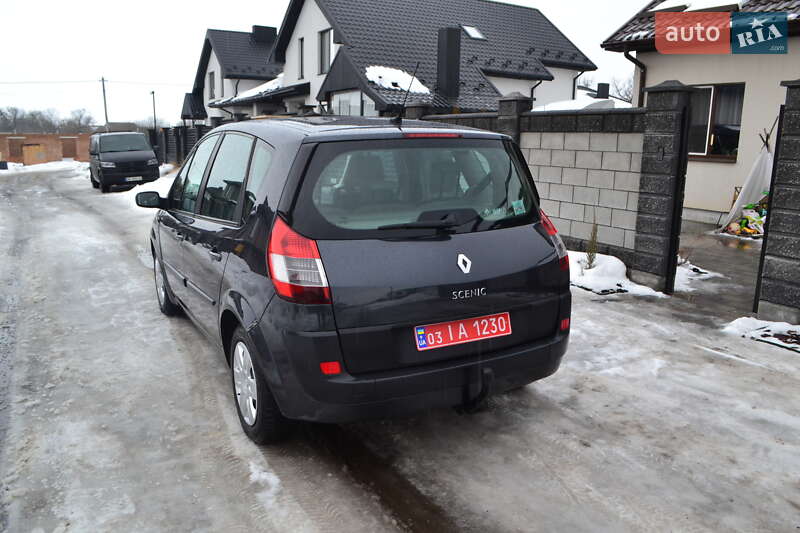 Минивэн Renault Scenic 2006 в Ровно
