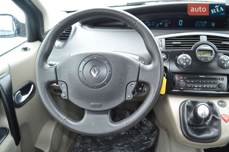 Минивэн Renault Scenic 2006 в Ровно