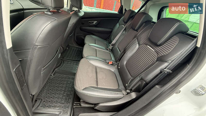 Минивэн Renault Scenic 2020 в Киеве фото 45 Минивэн Renault Scenic 2020 в Киеве
