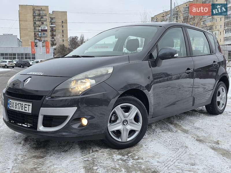Renault Scenic 2012