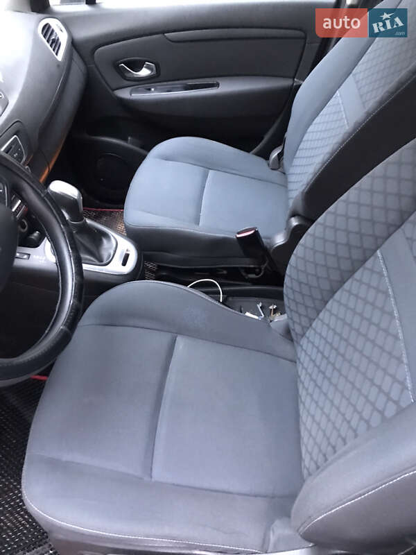Минивэн Renault Scenic 2010 в Тернополе